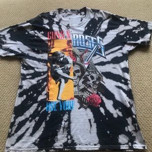 Bravado Guns and Roses T-shirt